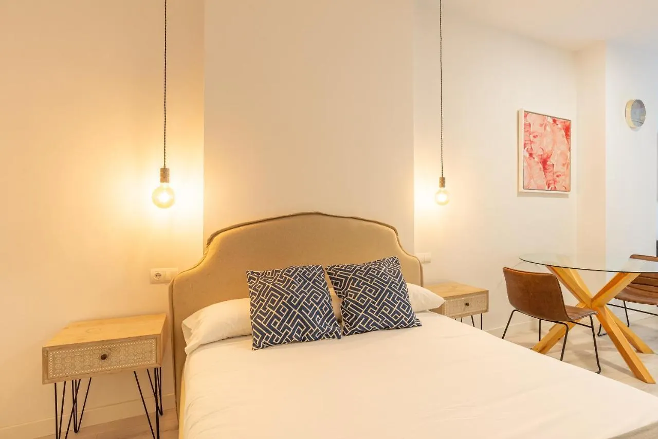 Urbe10 Plaza De La Constucion Premium Loft Apartment Malaga